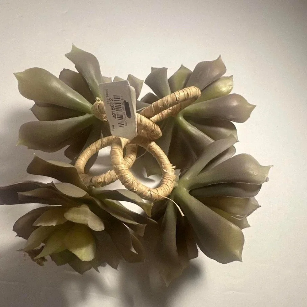 NWT Napkin Rings Lotus Green Faux Succulent Set Of 4 Garden rings